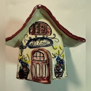 Charming Ceramic Welcome House - Multicolor